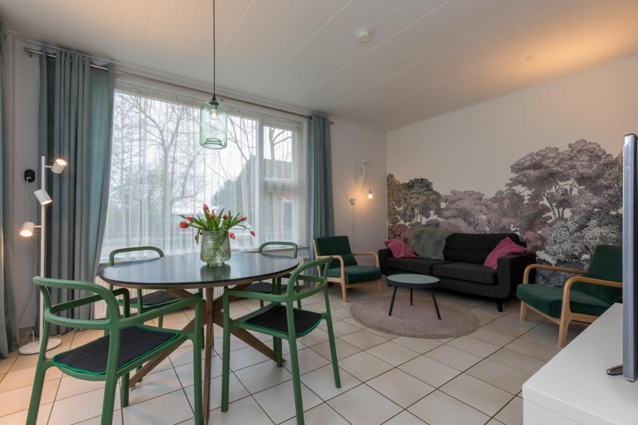 Beneden appartement Kon. Emmaweg 6, Vrouwenpolder Buitenkant foto