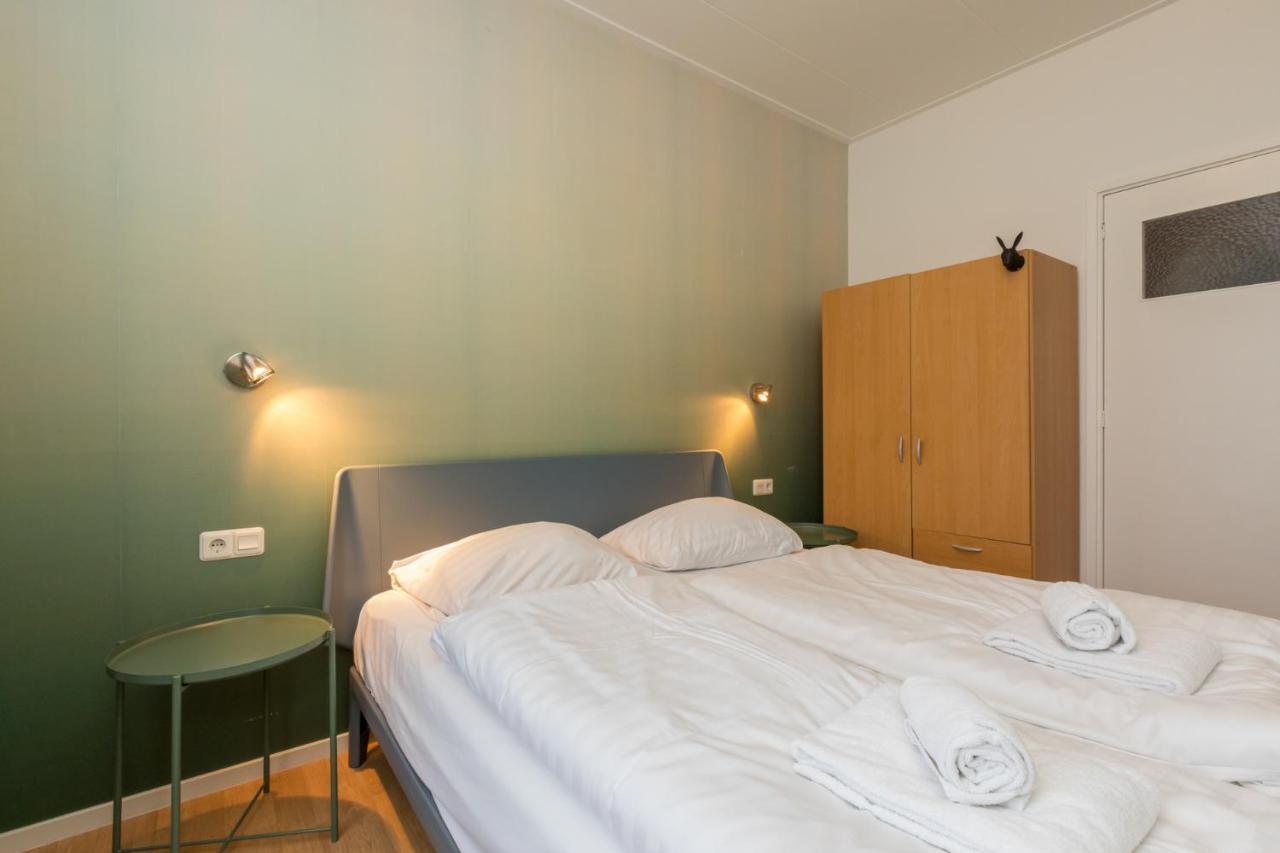 Beneden appartement Kon. Emmaweg 6, Vrouwenpolder Buitenkant foto